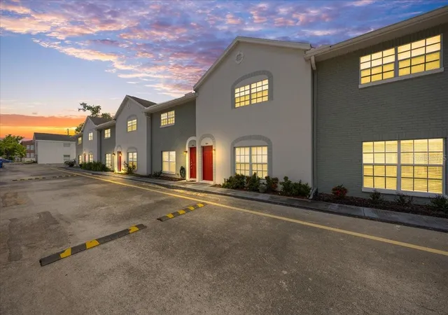 2nd image of 5644 Townhouse Dr, New Port Richey, FL 34652 | MLS# TB8539230