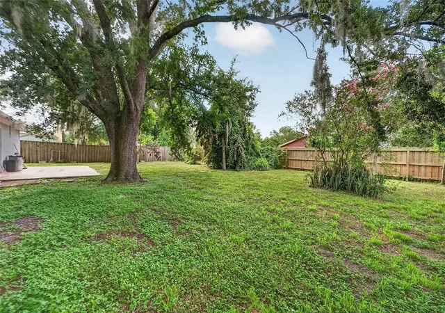 23rd image of 1917 Cedarbrooke Dr, Lutz, FL 33549 | MLS# TB8539236