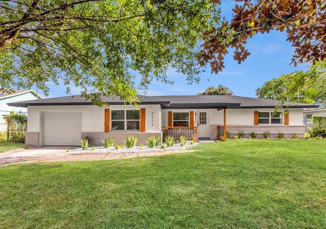 1st image of 4523 Columbia St, Orlando, FL 32811 | MLS# O6433909