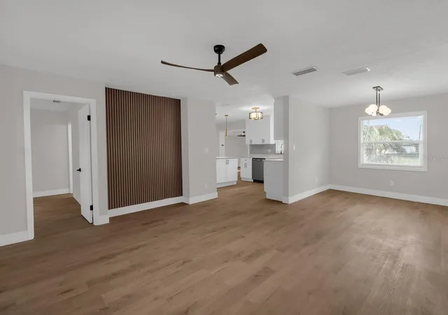 4th image of 4523 Columbia St, Orlando, FL 32811 | MLS# O6433909