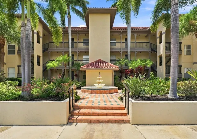 2nd image of 2400 Feather Sound Dr #133, Clearwater, FL 33762 | MLS# TB8539261