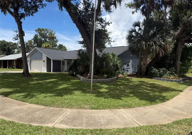 Photo 2 of Single family home for sale at 965 Sandle Wood Dr, Port Orange, FL 32127 | MLS# NS1089008 | Listing updated on 2026-09-04