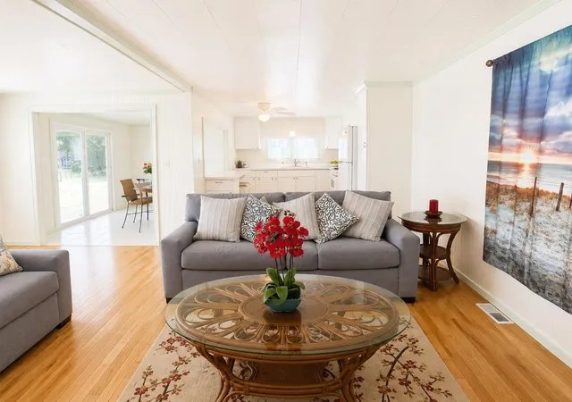 4th image of 2203 Minnesota Ave, Bradenton, FL 34207 | MLS# A4703110