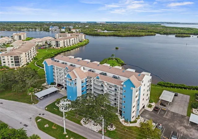 2nd image of 4650 Bay Blvd #1048, Port Richey, FL 34668 | MLS# W7888639