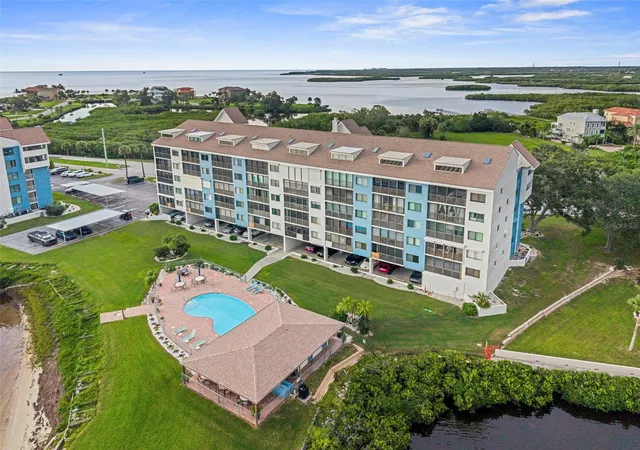 Photo 3 of Condo for sale at 4650 Bay Blvd #1048, Port Richey, FL 34668 | MLS# W7888639 | Listing updated on 2026-10-03