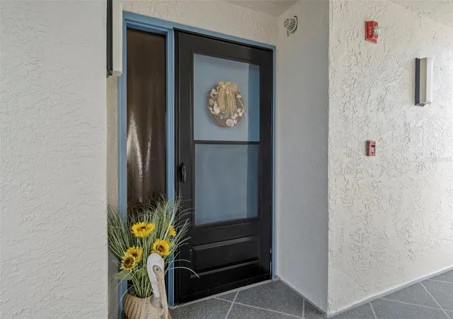 Photo 4 of Condo for sale at 4650 Bay Blvd #1048, Port Richey, FL 34668 | MLS# W7888639 | Listing updated on 2026-10-03