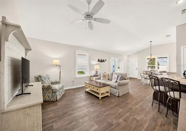 3rd image of 4986 Ellie Ln, The Villages, FL 32163 | MLS# G5116520