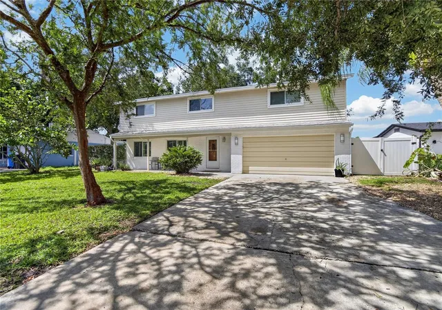2nd image of 10718 Drummond Rd, Tampa, FL 33615 | MLS# TB8539306