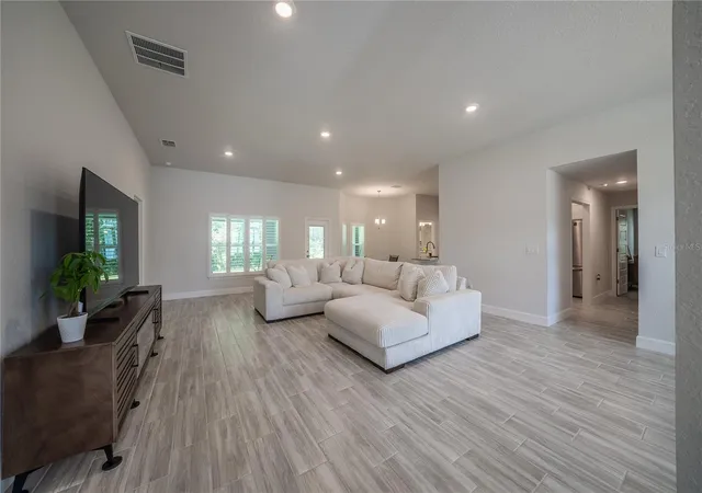 3rd image of 6698 Sw 179Th Avenue Rd, Dunnellon, FL 34432 | MLS# OM730496