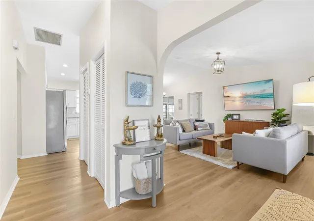 Photo 3 of Single family home for sale at 3207 Valencia Rd, Venice, FL 34293 | MLS# N6145384 | Listing updated on 2026-09-02
