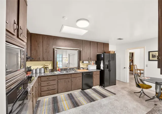 3rd image of 4624 Nw 19Th Pl, Gainesville, FL 32605 | MLS# GC542784