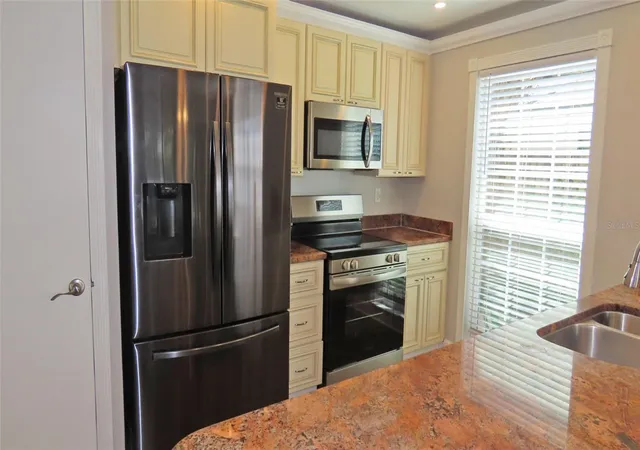 5th image of 2376 Millwood Ln, Clearwater, FL 33763 | MLS# TB8539330