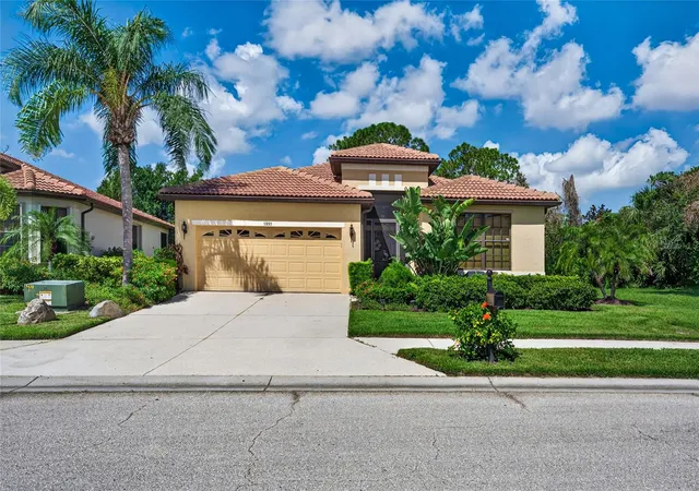 Photo 1 of Single family home for sale at 1995 Batello Dr, Venice, FL 34292 | MLS# A4703116 | Listing updated on 2026-08-19
