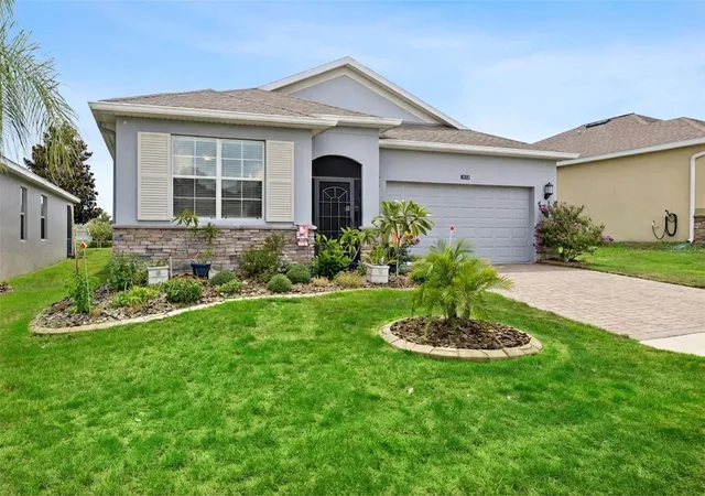 Photo 2 of Sale Pending at 3516 Kinley Brooke Ln, Clermont, FL 34711 | MLS# O6433965 | Listing updated on 2026-09-04