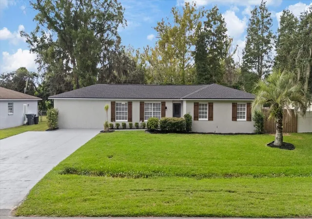 Photo 1 of Single family home for sale at 3417 Lori Ln S, Lakeland, FL 33801 | MLS# TB8539355 | Listing updated on 2026-08-17