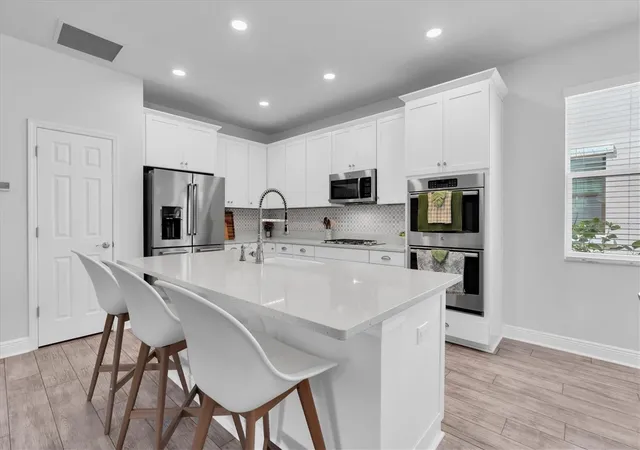 3rd image of 3060 Chapin Pass, Odessa, FL 33556 | MLS# W7888648