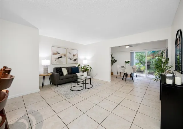 4th image of 131 N Mercury Ave, CLEARWATER, FL 33765