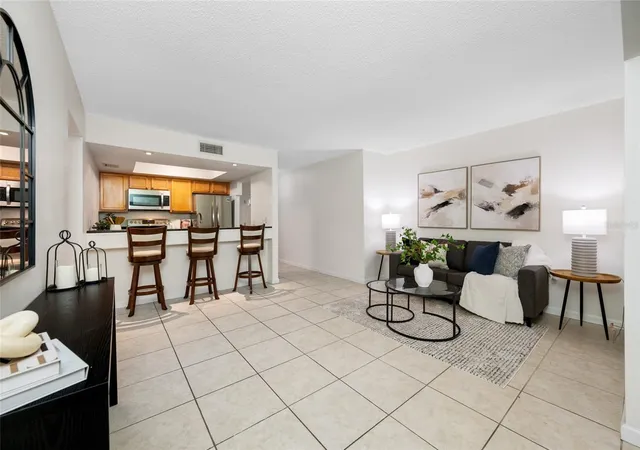 5th image of 131 N Mercury Ave, CLEARWATER, FL 33765
