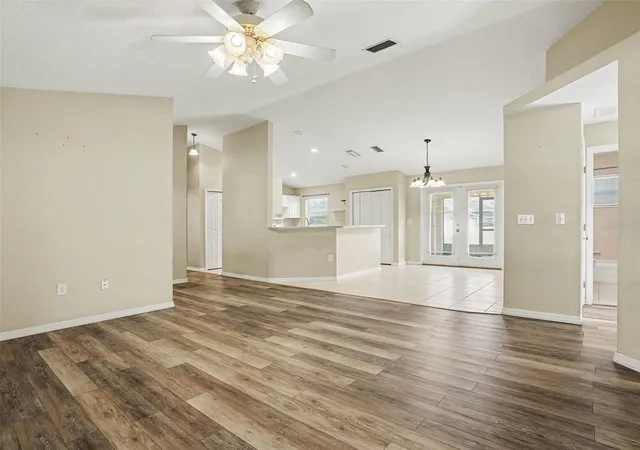 5th image of 121 Shaddock Dr, Auburndale, FL 33823 | MLS# O6433988