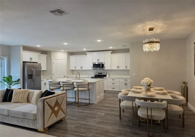 3rd image of 13909 Arbor Pines Dr, Riverview, FL 33579 | MLS# TB8539362