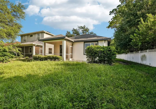 Photo 3 of Single family home for sale at 1468 Daryl Dr, Sarasota, FL 34232 | MLS# A4703123 | Listing updated on 2026-09-03