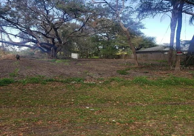 Photo 3 of Land for sale at 4217 W Jackson St, Orlando, FL 32811 | MLS# O6433993 | Listing updated on 2026-08-17