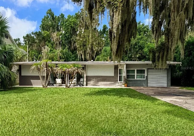 1st image of 46 Palm Dr, Yalaha, FL 34797 | MLS# O6433995
