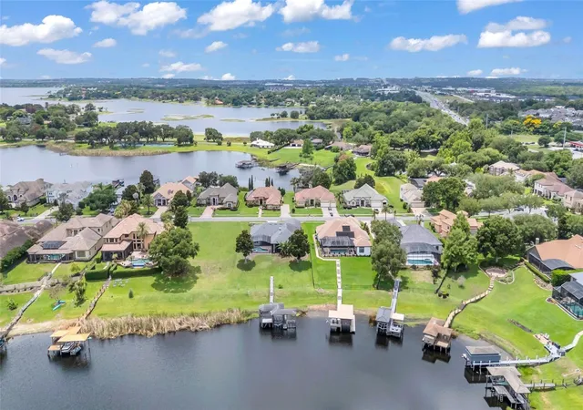 Photo 2 of Land for sale at 906 Johns Point Dr, Winter Garden, FL 34787 | MLS# O6433996 | Listing updated on 2026-08-20