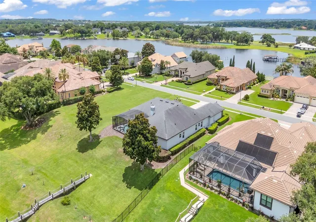 Photo 4 of Land for sale at 906 Johns Point Dr, Winter Garden, FL 34787 | MLS# O6433996 | Listing updated on 2026-08-20