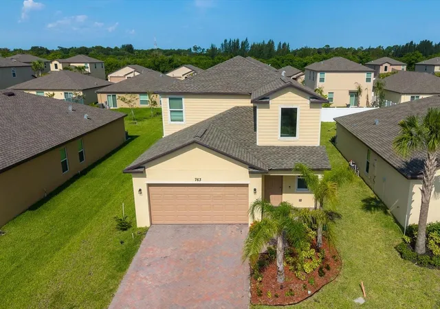 Photo 3 of Single family home for sale at 763 Carlyle Way, Fort Pierce, FL 34947 | MLS# O6433998 | Listing updated on 2026-08-17