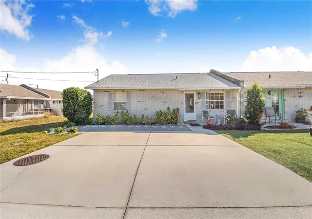 Listing Photo 4 - Condo for sale in building located at 1413 Thousand Roses Dr S, LAKE WALES, FL 33853