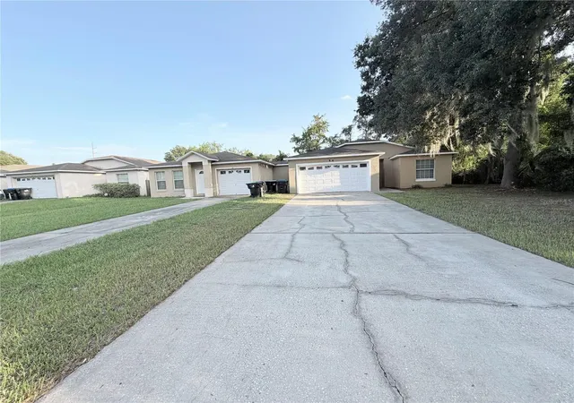 Photo 2 of Single family home for sale at 54 E 18th Street, Apopka, FL 32703 | MLS# O6434006 | Listing updated on 2026-08-18