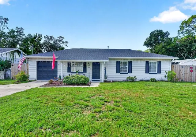 1st image of 880 Seminole Ave, Longwood, FL 32750 | MLS# V4950755