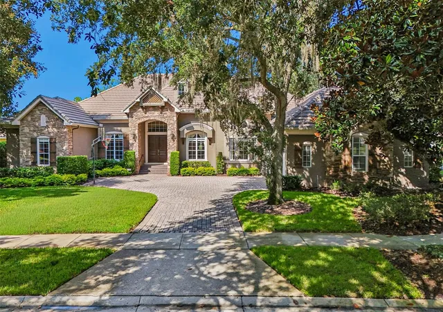 Photo 1 of Single family home for sale at 6102 S Hampshire Ct, Windermere, FL 34786 | MLS# O6434011 | Listing updated on 2026-08-19