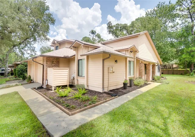 2nd image of 419 Newton Pl, Longwood, FL 32779 | MLS# O6434014