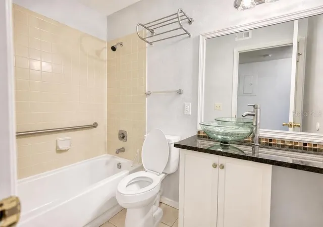 2nd image of 1015 S Hiawassee Rd, ORLANDO, FL 32835