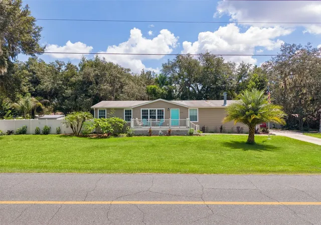 2nd image of 40316 Grays Airport Rd, Lady Lake, FL 32159 | MLS# G5116539