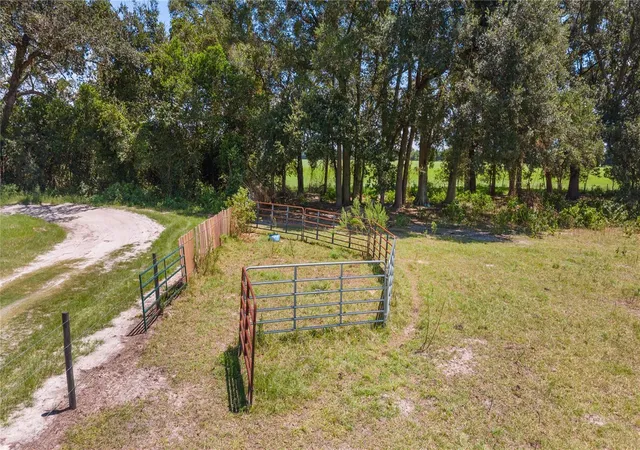 2nd image of Nw 65th Ave, Trenton, FL 32693 | MLS# GC542789