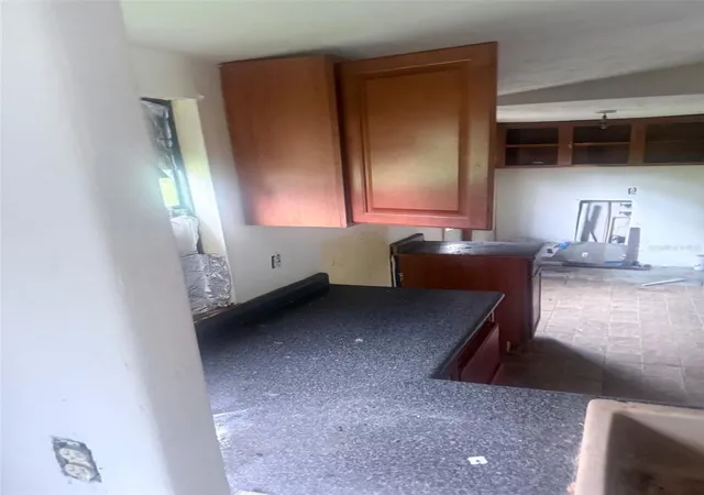 3rd image of 13114 Se 32Nd Ct, Belleview, FL 34420 | MLS# TB8539410