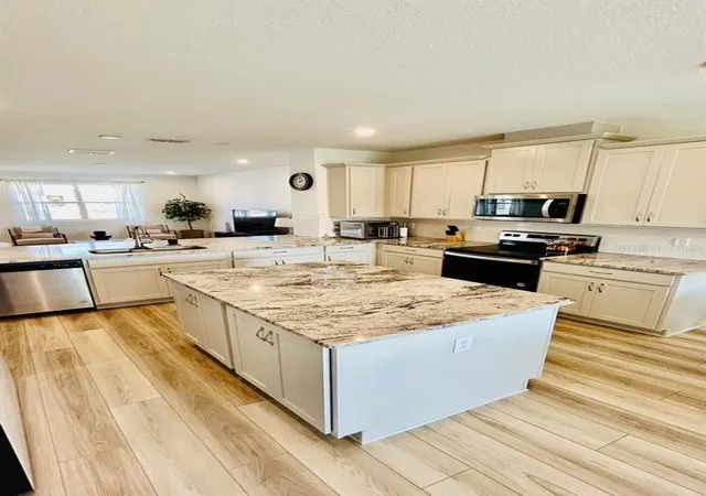 Photo 3 of Single family home for sale at 11926 Sunsail Ave, Orlando, FL 32832 | MLS# S5155742 | Listing updated on 2026-09-04