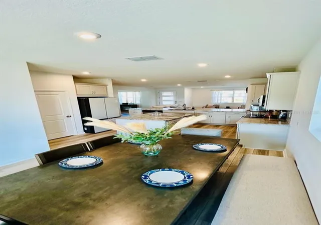 Photo 4 of Single family home for sale at 11926 Sunsail Ave, Orlando, FL 32832 | MLS# S5155742 | Listing updated on 2026-09-04
