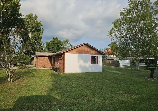 14th image of 6862 Se 52 Pl, Ocala, FL 34472 | MLS# OM730519