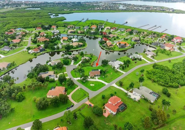 4th image of 6187 9Th Avenue Cir Ne, Bradenton, FL 34212 | MLS# A4703144
