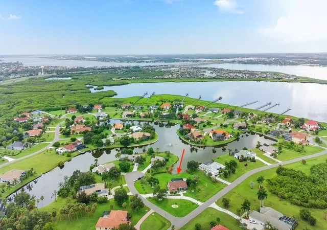 5th image of 6187 9Th Avenue Cir Ne, Bradenton, FL 34212 | MLS# A4703144