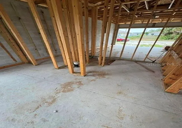 3rd image of 3505 39th Street SW, Lehigh Acres, FL 33976 | MLS# O6434068