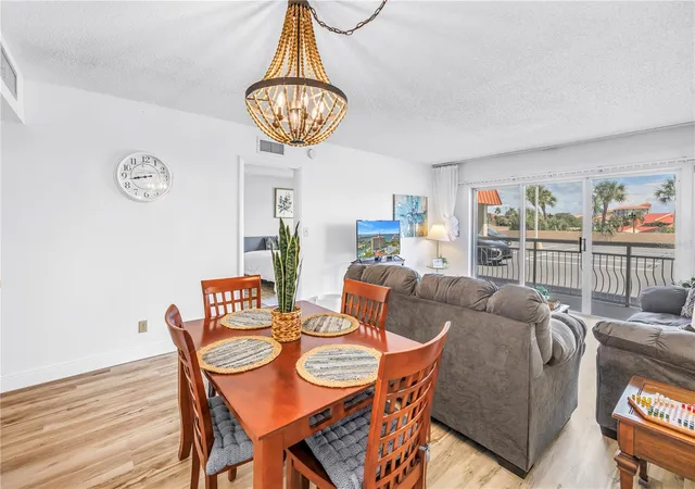 Listing Photo 2 - Condo for sale in building located at 4900 Brittany Dr S, St. Petersburg, FL 33715 - Unit #205