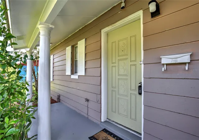 4th image of 2319 Continental Blvd, Orlando, FL 32808 | MLS# O6434083