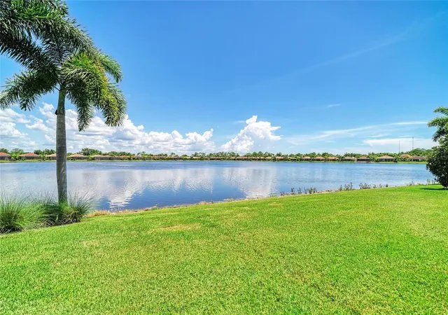 3rd image of 130 Porta Vecchio Bend, NOKOMIS, FL 34275