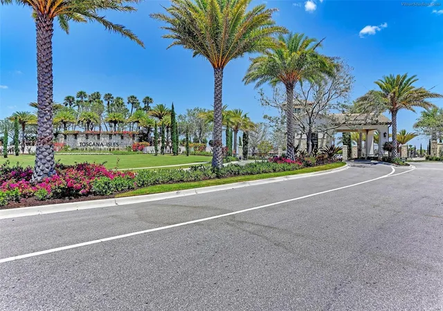 2nd image of 130 Porta Vecchio Bend, NOKOMIS, FL 34275