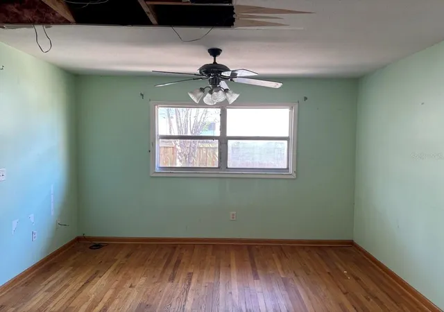 4th image of 4604 Ridge Pt, Tampa, FL 33624 | MLS# TB8539491